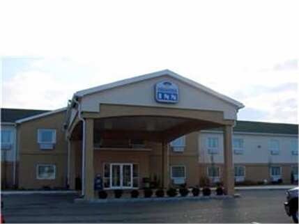 Primary Photo Of 1520 S Washington St, Du Quoin Hotel For Sale