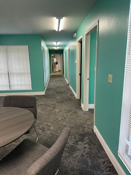 More Photos Of 10569 Lem Turner Rd, Jacksonville Medical For Sale