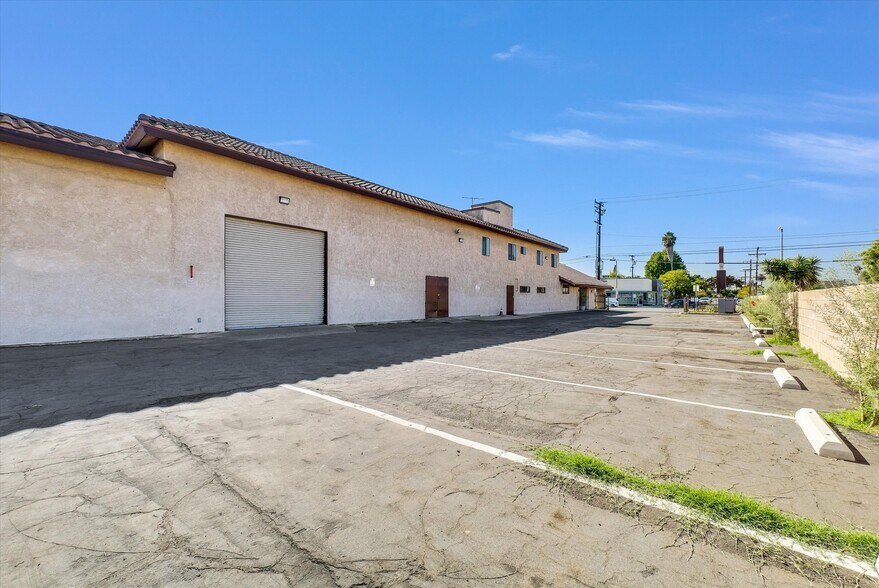 More Photos Of 1830 S San Gabriel, San Gabriel General Retail For Sale