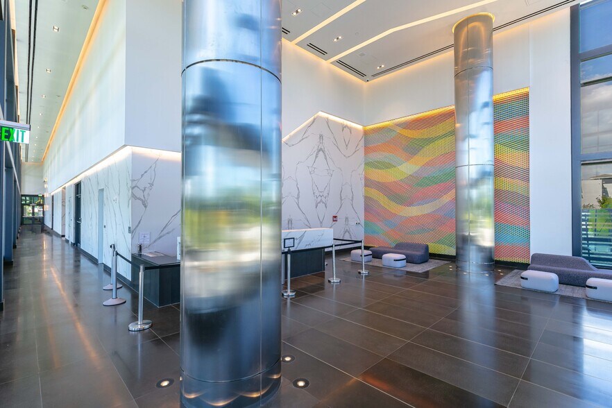 More Photos Of 19790 W Dixie Hwy, Aventura Office For Sale
