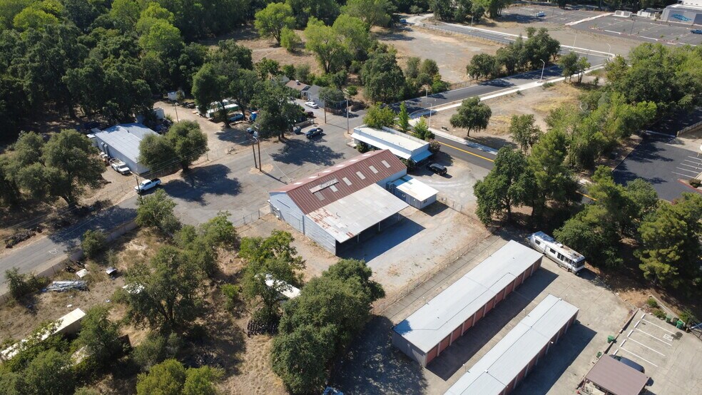 More Photos Of 2651 Henderson, Redding Warehouse For Sale