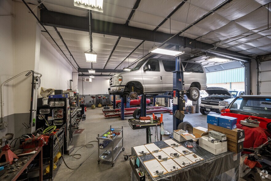 More Photos Of 10755-10759 Maltese Pt, Peyton Warehouse For Sale