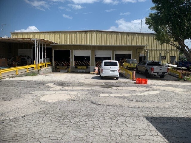 More Photos Of 1120 N Rome Ave, Tampa Warehouse For Lease