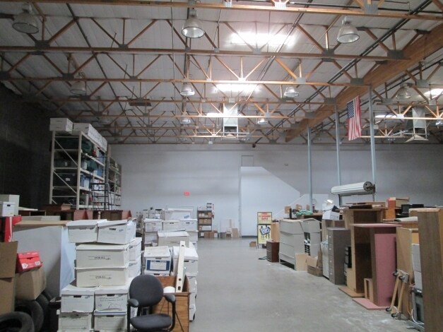 More Photos Of 16807 N Cave Creek Rd, Phoenix Warehouse For Sale