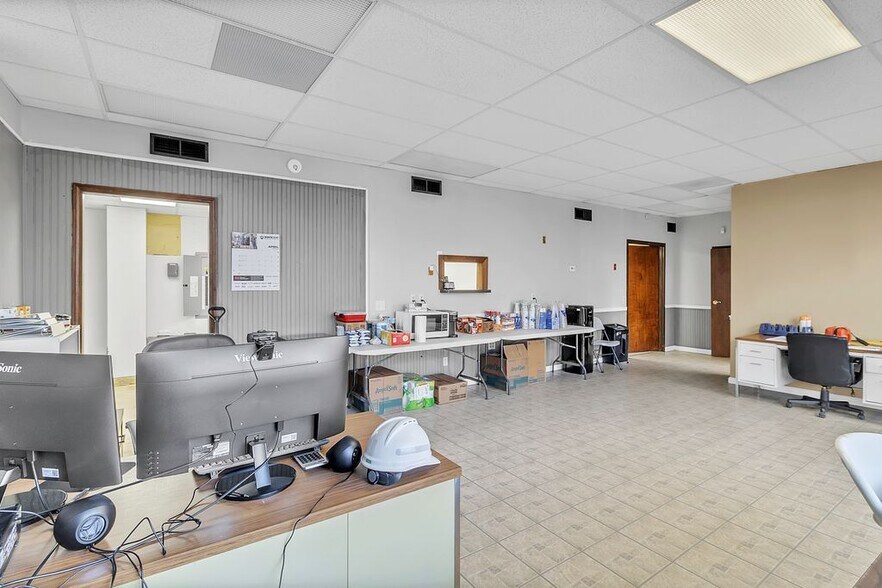 More Photos Of , Ware General Retail For Sale