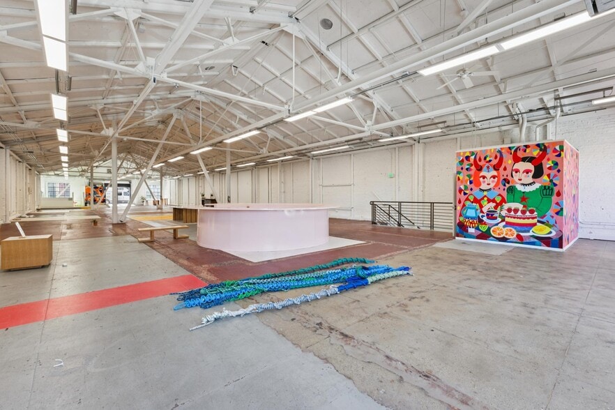 More Photos Of 150 Valencia St, San Francisco Storefront Retail Office For Lease