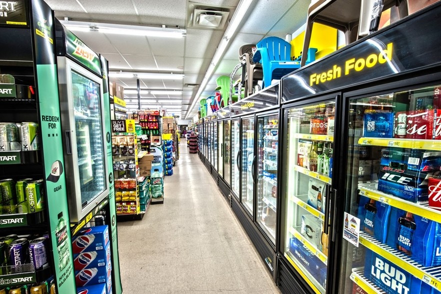 More Photos Of 795 Lafayette Rd, Medina Freestanding For Sale