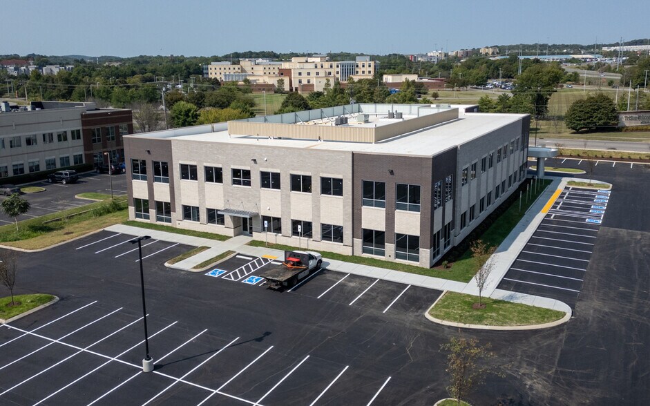 More Photos Of 521 Stonecrest Pky, Smyrna Medical For Lease