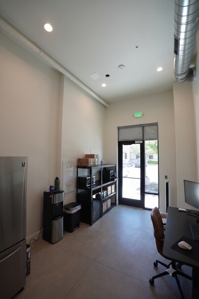 More Photos Of 74 E 13065 S, Draper Office For Sale
