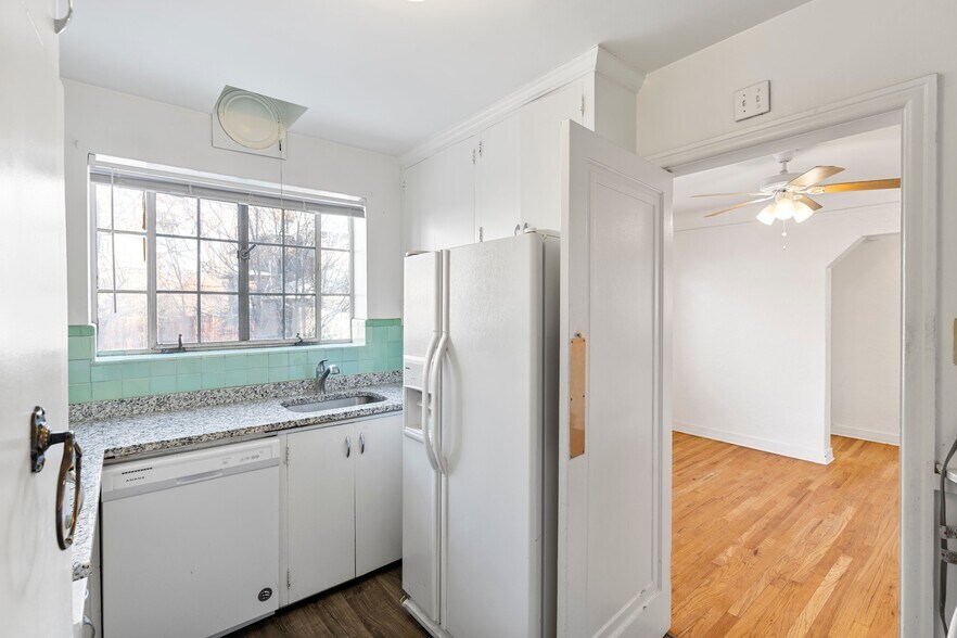 More Photos Of 4355 Batavia Pl, Denver Apartments For Sale