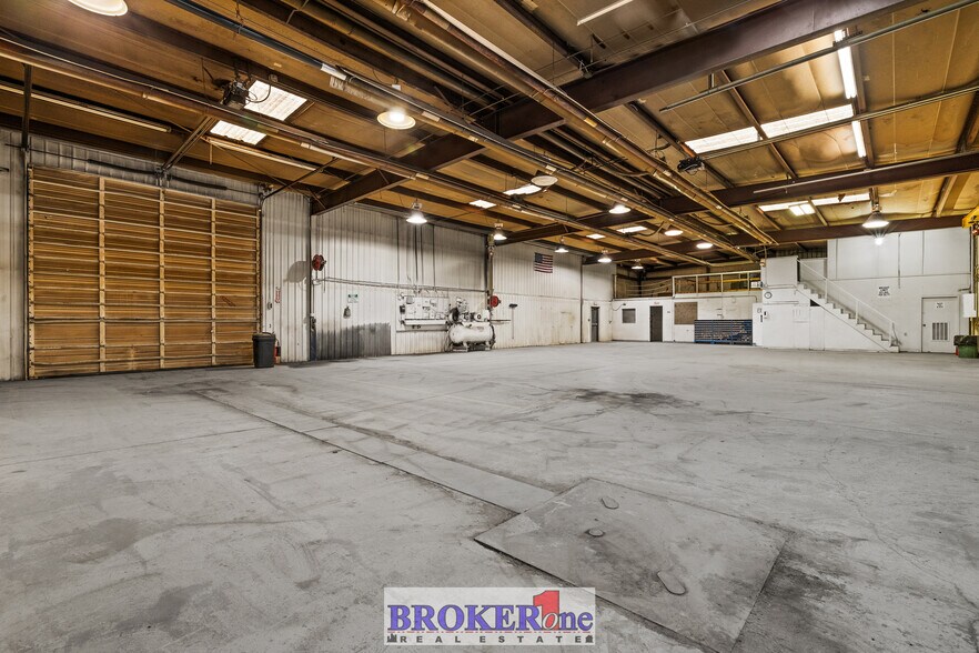 More Photos Of 5720 W Yellowstone Hwy, Casper Industrial For Sale