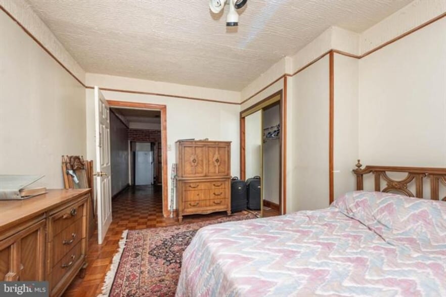 More Photos Of 212 W Saratoga St, Baltimore Storefront Retail Residential For Sale