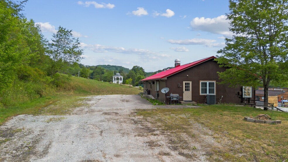 More Photos Of 339 State Route 711, Jones Mills Storefront Retail Residential For Sale