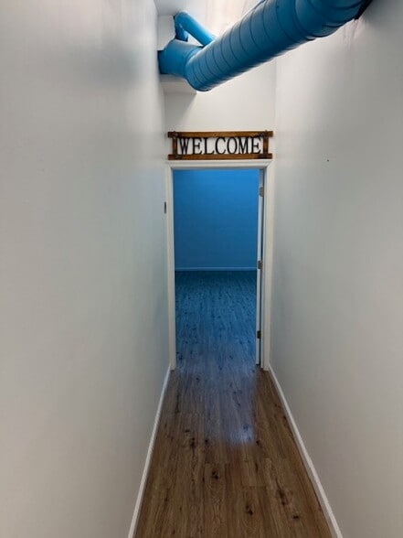 More Photos Of 3272 Steinway St, Astoria Office For Lease