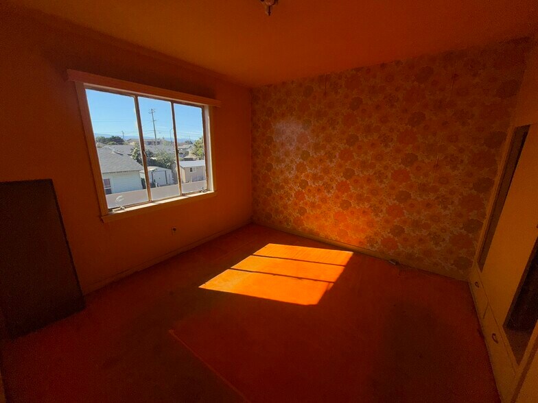 More Photos Of 3 S Wood St, Salinas Storefront Retail Residential For Sale