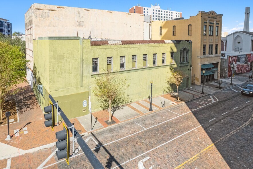 More Photos Of 1001 N Franklin St, Tampa Storefront Retail Residential For Sale