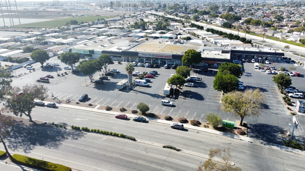 More Photos Of 4751-4917 Rose Ave, Oxnard Unknown For Lease