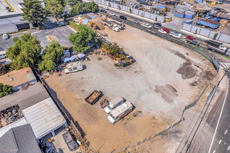 More Photos Of 1090 Commercial st, San Jose Land For Sale
