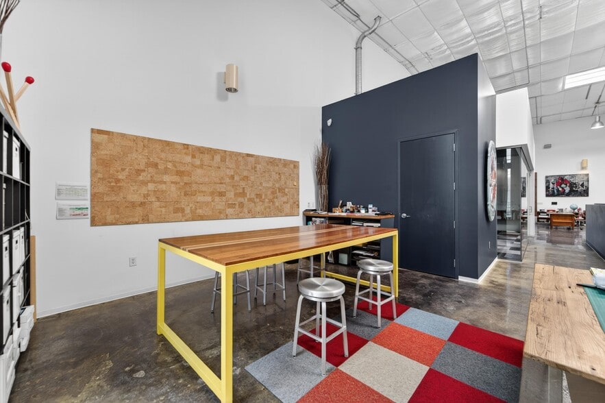 More Photos Of 2309 W Platt St, Tampa Freestanding For Lease