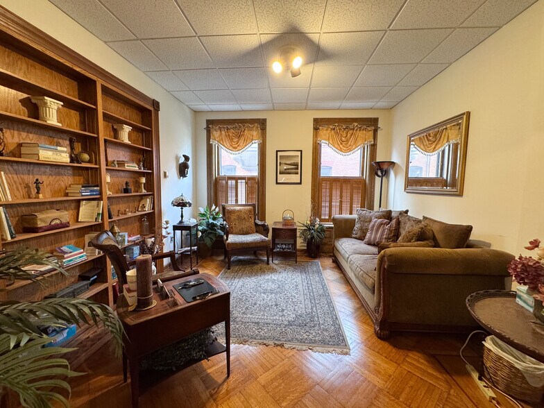 More Photos Of 79 Trumbull St, New Haven Apartments For Sale