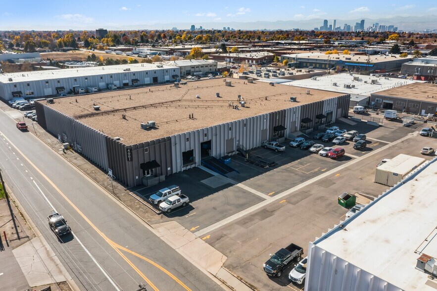 More Photos Of 4001 Holly St, Denver Warehouse For Sale
