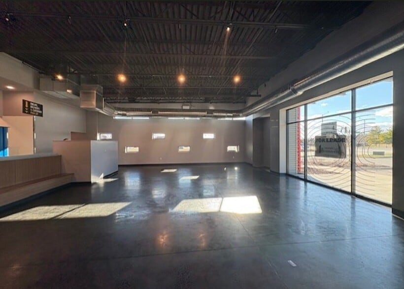 Primary Photo Of 6147 Trace Parkway Dr, Edwardsville General Retail For Lease