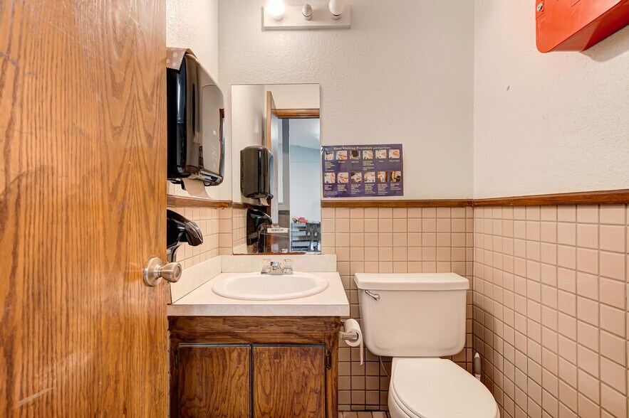 More Photos Of 11801 Southwood Dr, Oklahoma City Daycare Center For Sale
