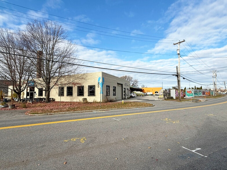 More Photos Of 200 Anderson St, Portland Warehouse For Sale