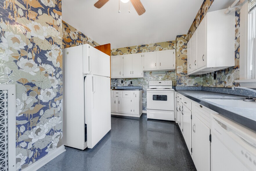 More Photos Of 1266 National Pike, Hopwood Apartments For Sale