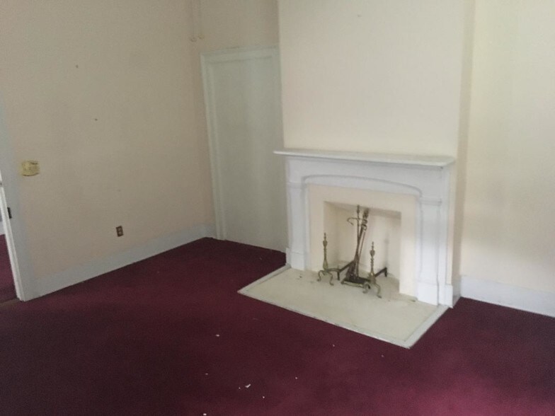 More Photos Of 1924 Barnwell St, Columbia Office For Lease