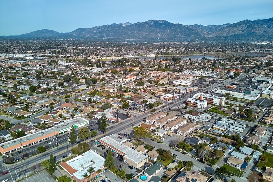 More Photos Of 4591-4597 Peck Rd, El Monte Unknown For Lease