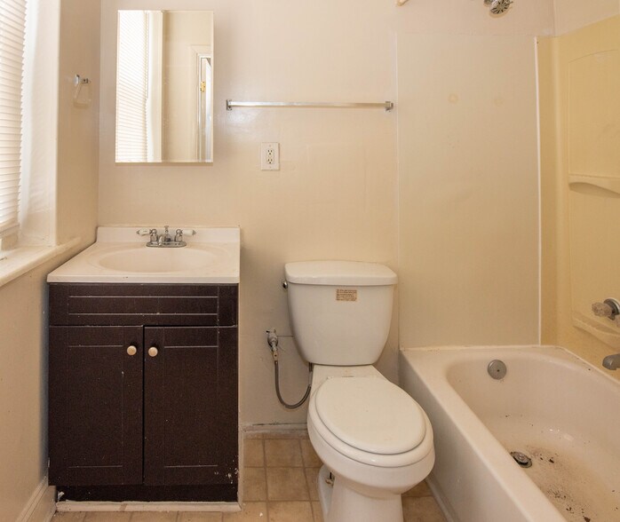 More Photos Of 3612 Eldorado Ave, Gwynn Oak Apartments For Sale