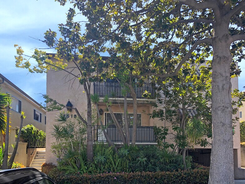 More Photos Of 1518 10th St, Santa Monica Apartments For Sale