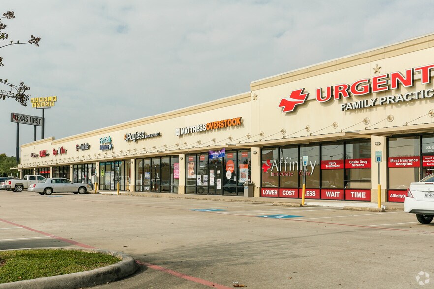 More Photos Of 2600 FM 1764, La Marque Storefront For Lease