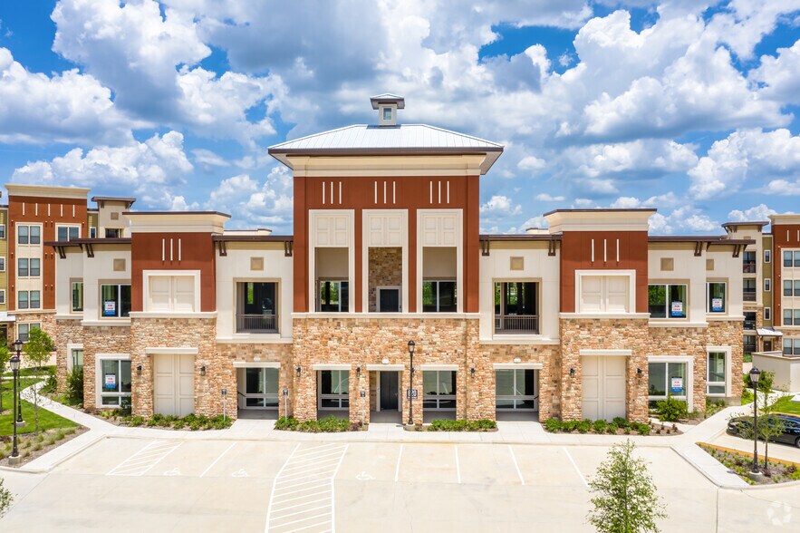 More Photos Of 620 N Watters Rd, Allen Office For Lease