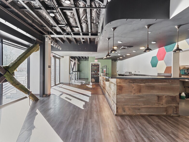 More Photos Of 1020 11th St, Sacramento Office For Lease