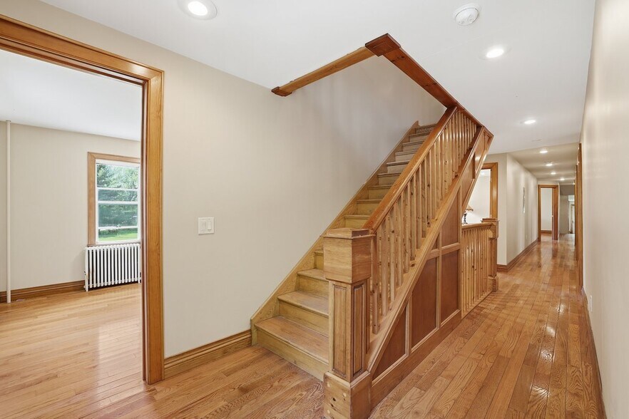 More Photos Of 1015 PA-390, Greentown Hospitality For Sale