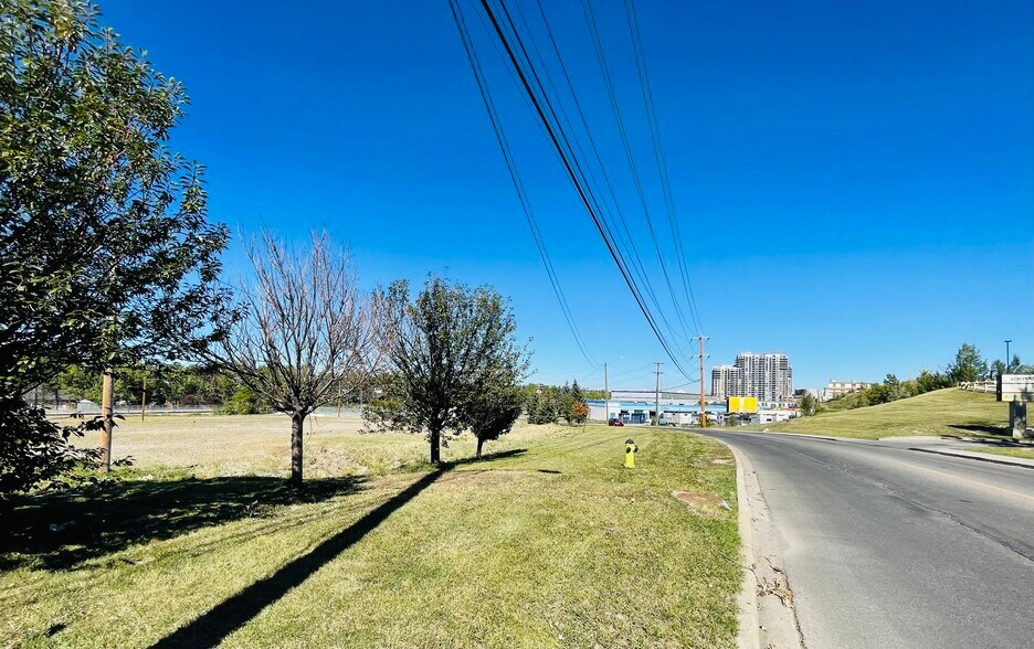 More Photos Of 9527 Horton Rd SW, Calgary Land For Sale