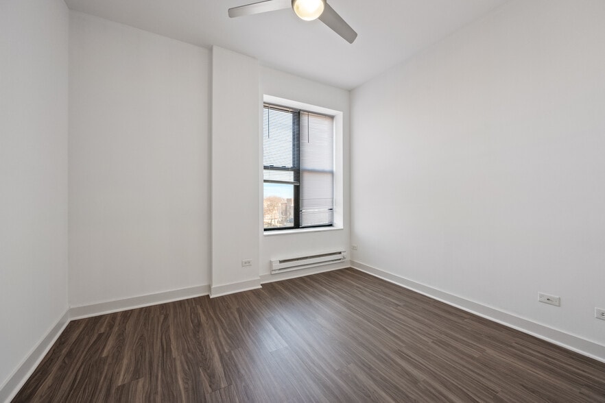 More Photos Of 4659 S Drexel Blvd, Chicago Apartments For Sale