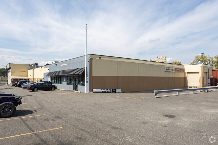 More Photos Of 2233 Broad Hollow Rd, Farmingdale Office For Lease