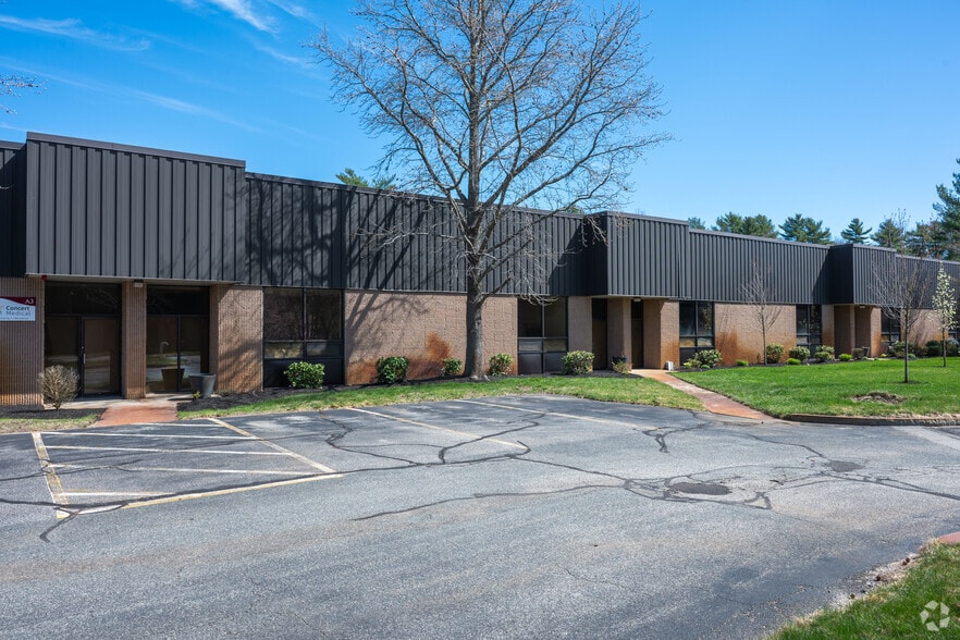 More Photos Of 77 Accord Park Dr, Norwell Research And Development For Lease