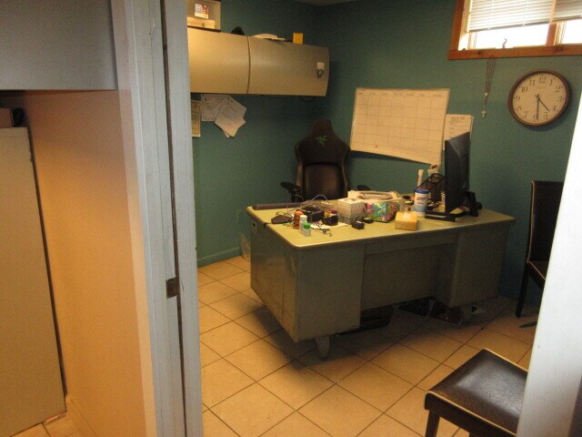 More Photos Of 1894 State Rt 23, West Milford Auto Repair For Lease