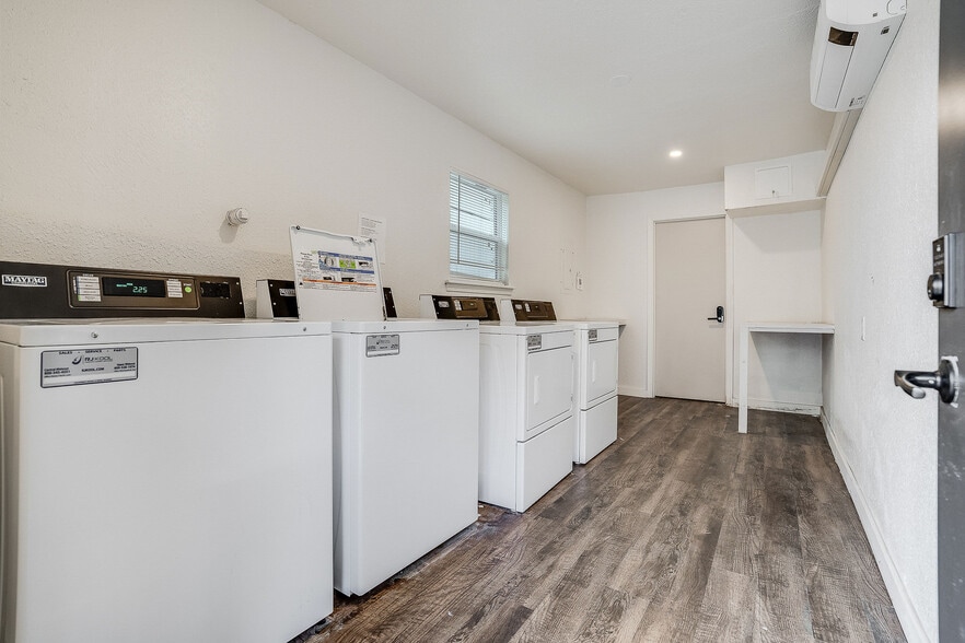 More Photos Of 1150 S Quaker Ave, Tulsa Apartments For Sale