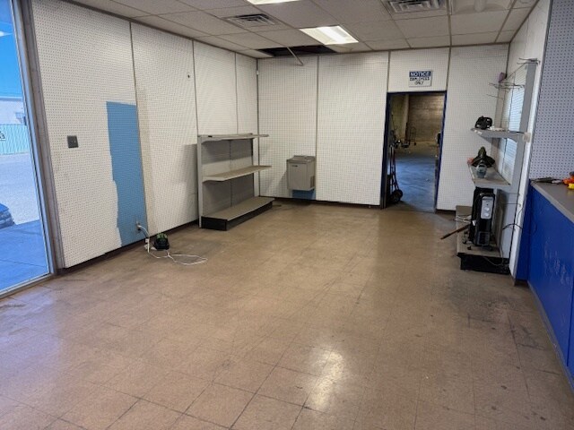 More Photos Of 520 34th St, Lubbock Warehouse For Lease