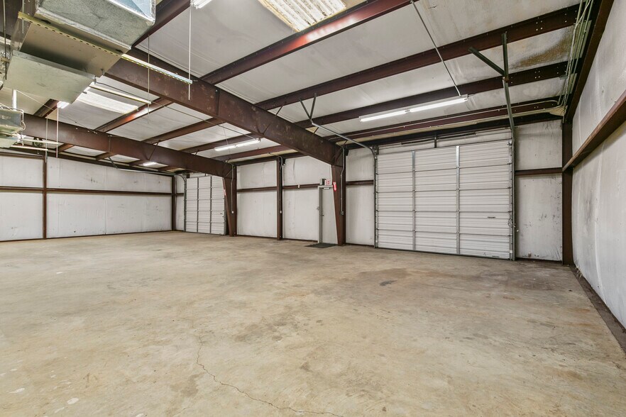 More Photos Of 125 Solleftea Dr, Madison Industrial For Lease