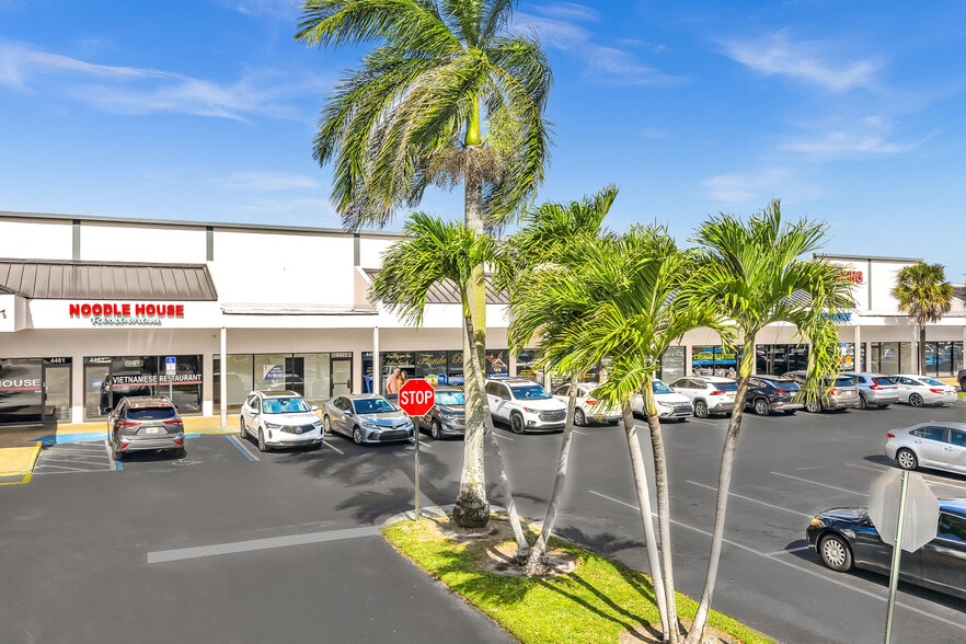 More Photos Of 4455-4485 N State Road 7, Lauderdale Lakes General Retail For Lease