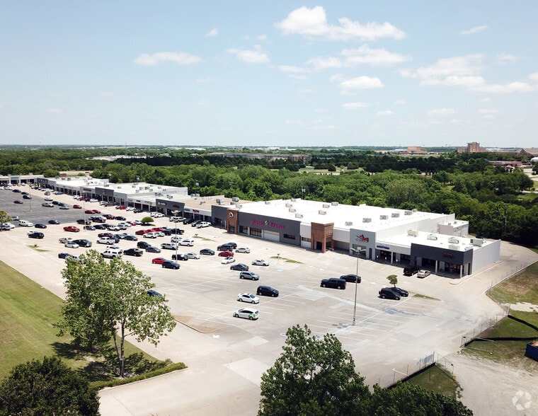 More Photos Of 1107-1208 Ridge Rd, Rockwall Unknown For Lease
