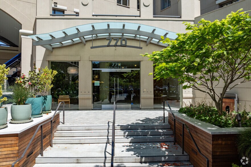 More Photos Of 770 Tamalpais Dr, Corte Madera Office For Lease
