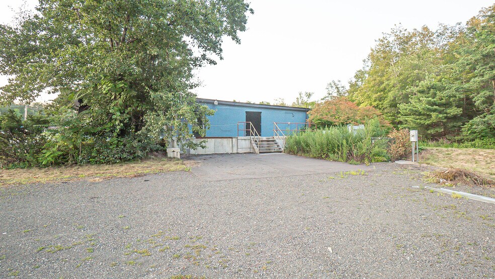 More Photos Of 906 Rt-28, Kingston Restaurant For Sale