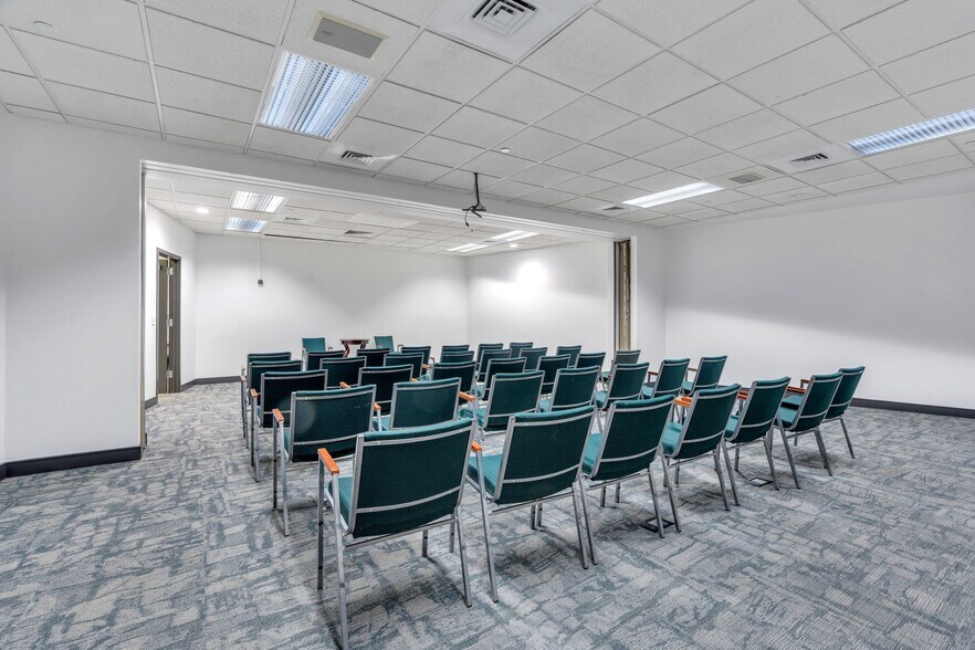 More Photos Of 3625 Harrison Blvd, Ogden Showroom For Sale